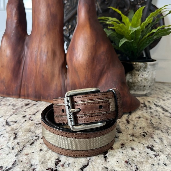 Columbia Brown and Tan Men's Belt - Picture 1 of 9